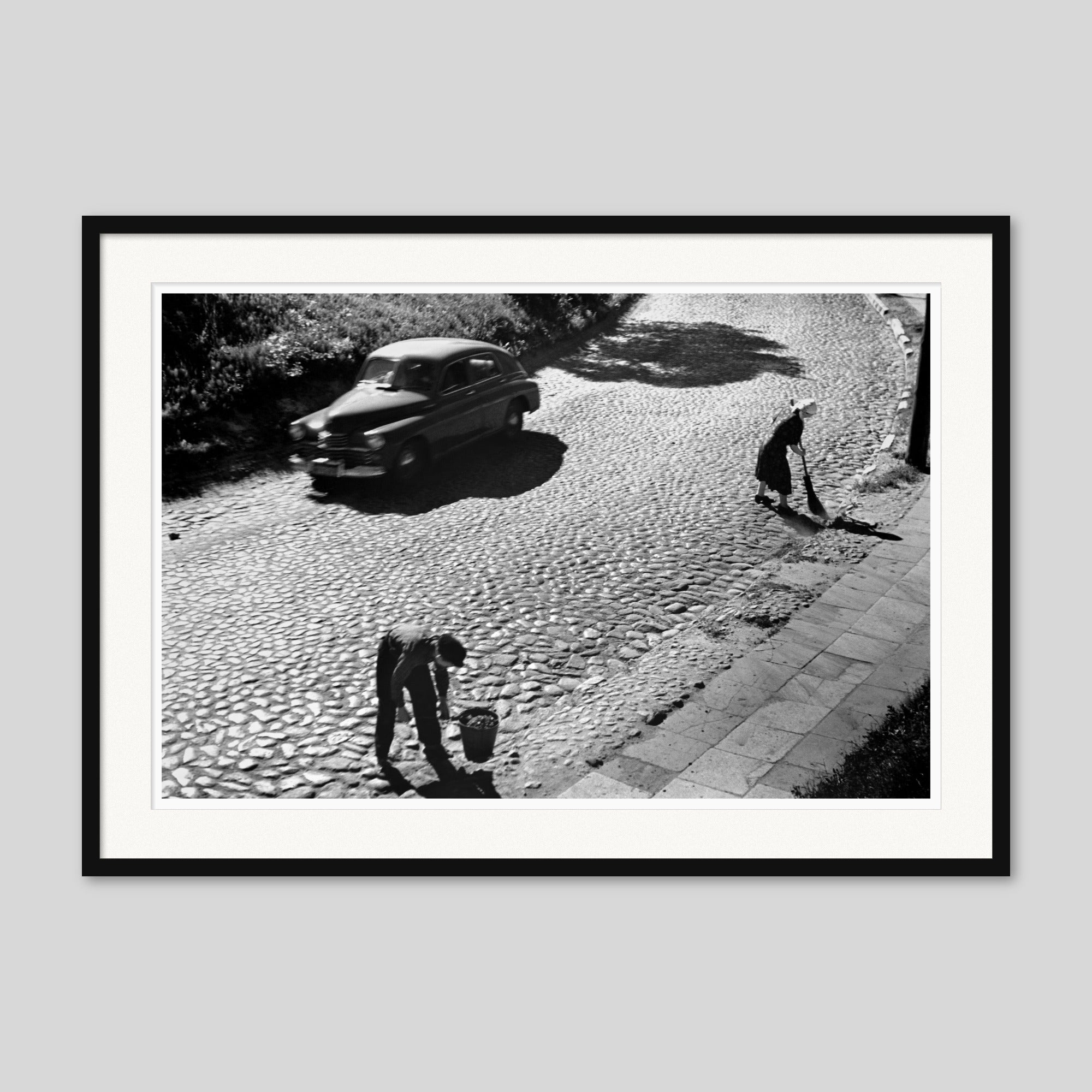 Gatvių šlavėjai. Vilnius, 1961